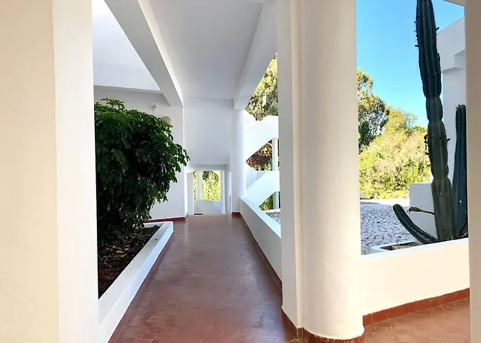 + Proche Avec Piscine