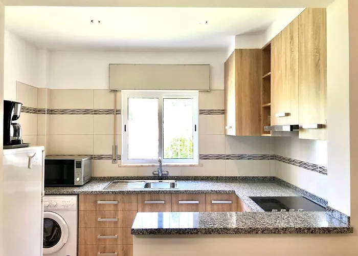 + Proche Avec Piscine *