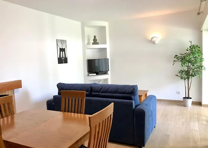 + Proche Avec Piscine البوفيرا